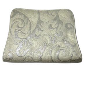 Vintage Sarah Shaw LA Ivory Metallic Silver Brocade Magnetic Top Clutch Bag